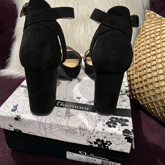 CL By Laundry Go On Black Sandal size 8 - Picture 4 of 6